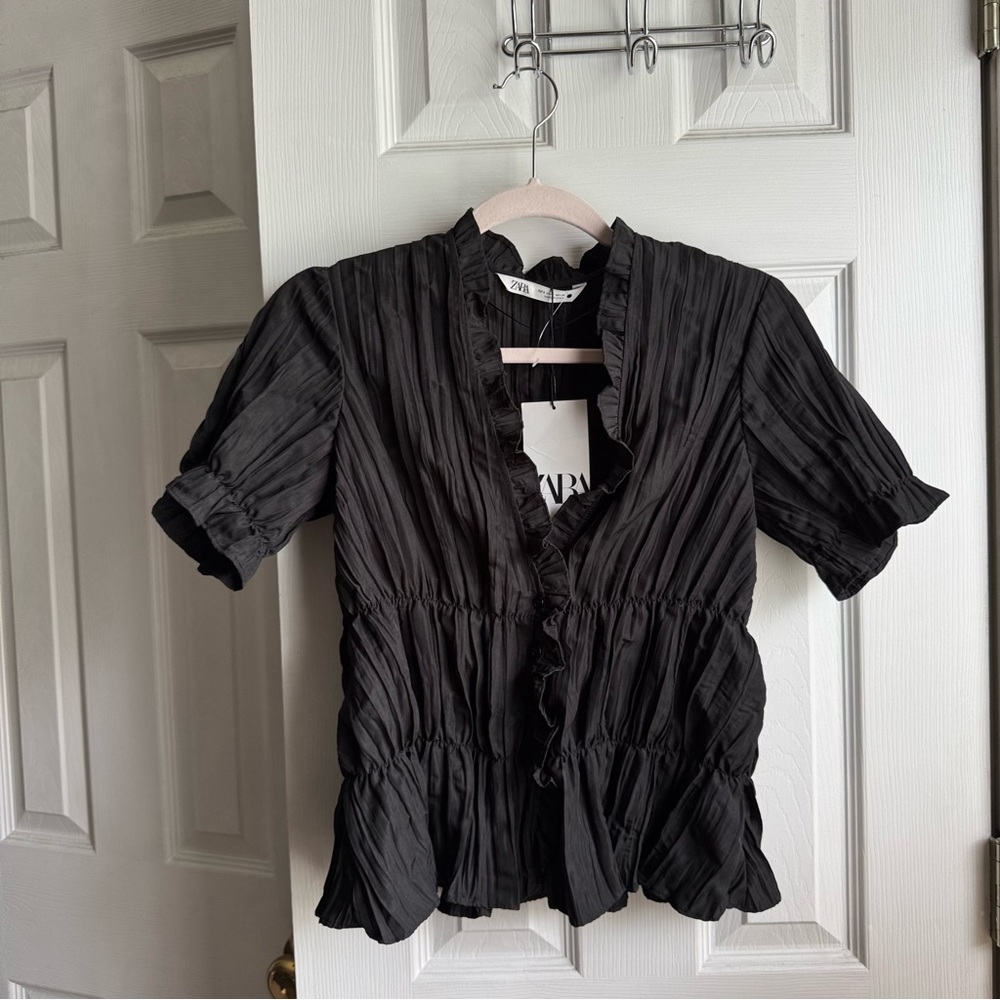 Zara Black Ruffled Top
